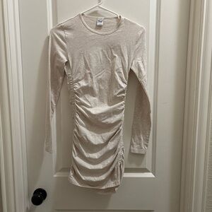 TNA ARITZIA Long Sleeve Ruched Taupe Beige Chill Malibu Longsleeve Dress XS